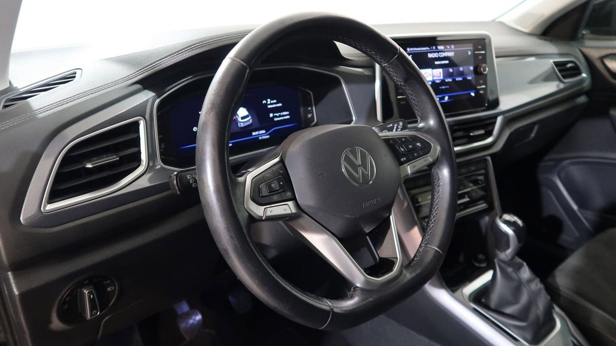 Volkswagen T-Roc 2.0 tdi Style 115cv (4)