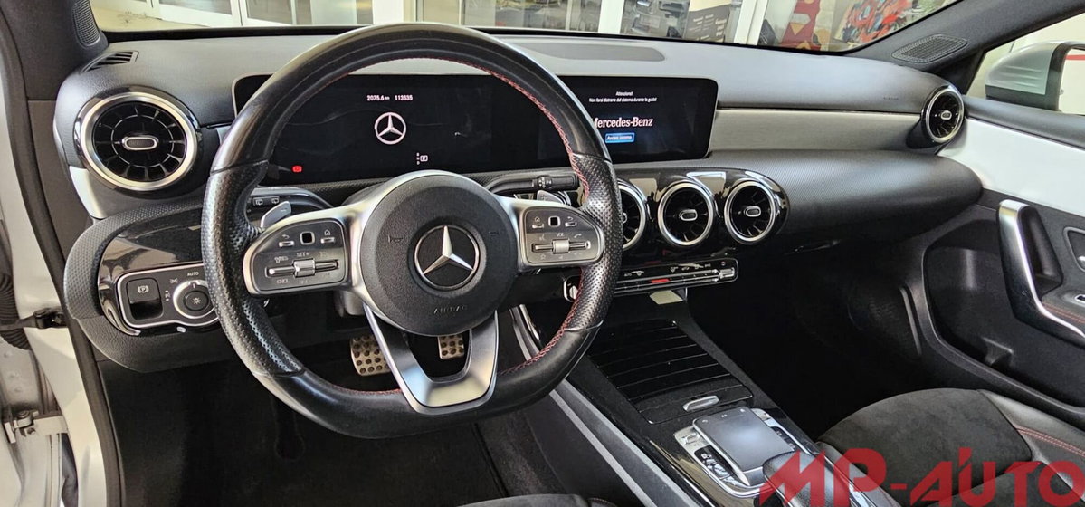 Mercedes-Benz Classe A 180 d Automatic Premium (9)