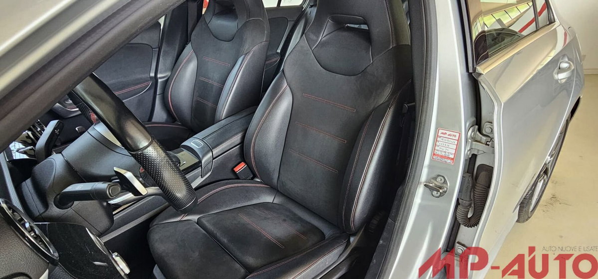 Mercedes-Benz Classe A 180 d Automatic Premium (10)