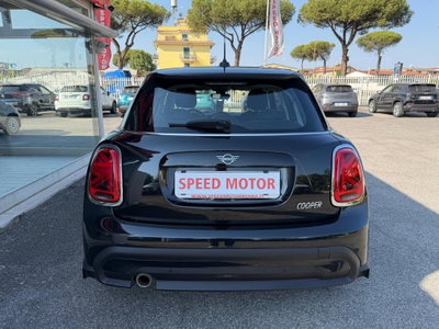 MINI Mini 1.5 Cooper Essential 5 porte (6)