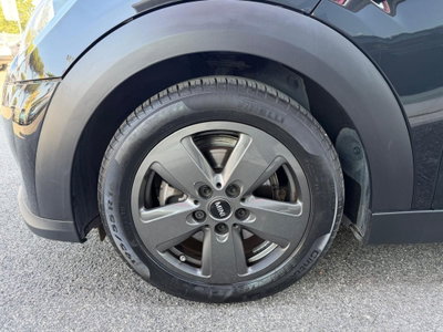 MINI Mini 1.5 Cooper Essential 5 porte (8)