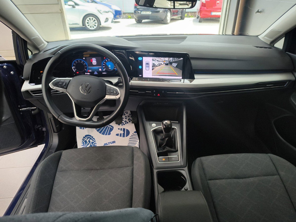 Volkswagen Golf 1.0 TSI EVO Life (11)