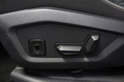 Jeep Compass 1.2 turbo 48V e-hybrid Summit fwd 145cv edct6 (11)