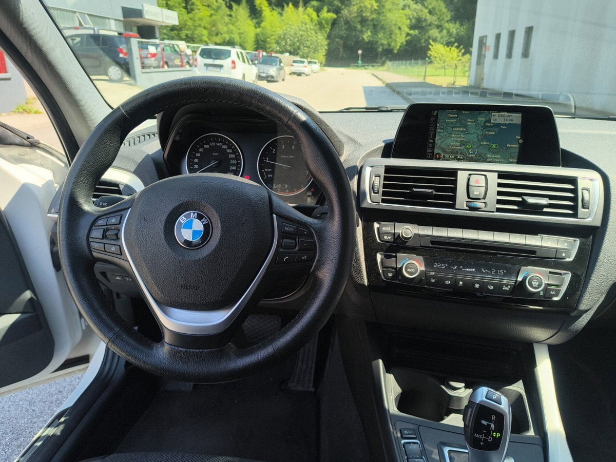 BMW Serie 1 5p. 120i 5p. Urban (13)