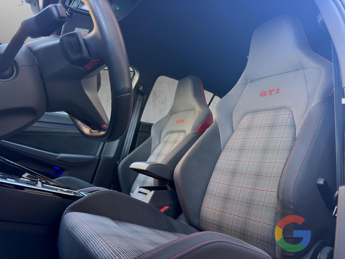 Volkswagen Golf 2.0 TSI GTI DSG (8)