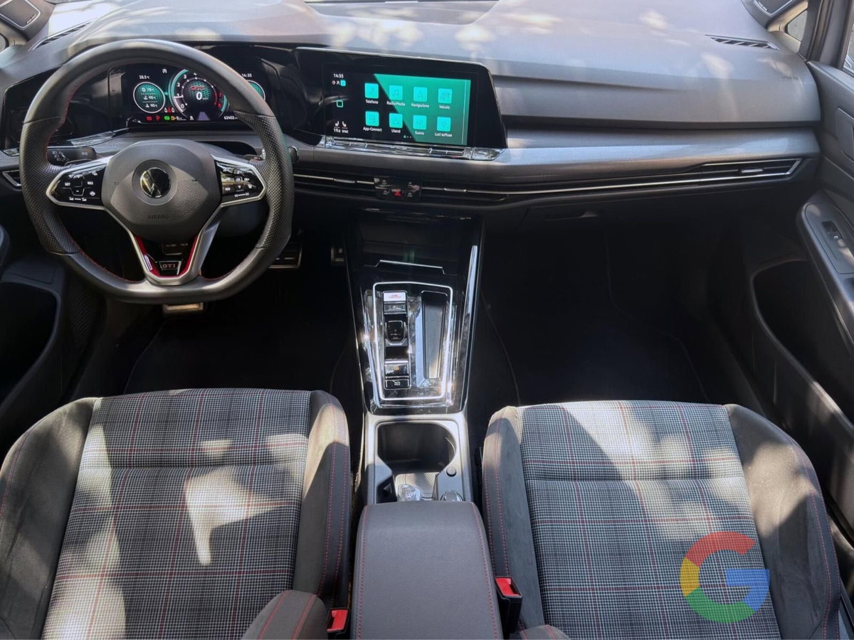 Volkswagen Golf 2.0 TSI GTI DSG (9)