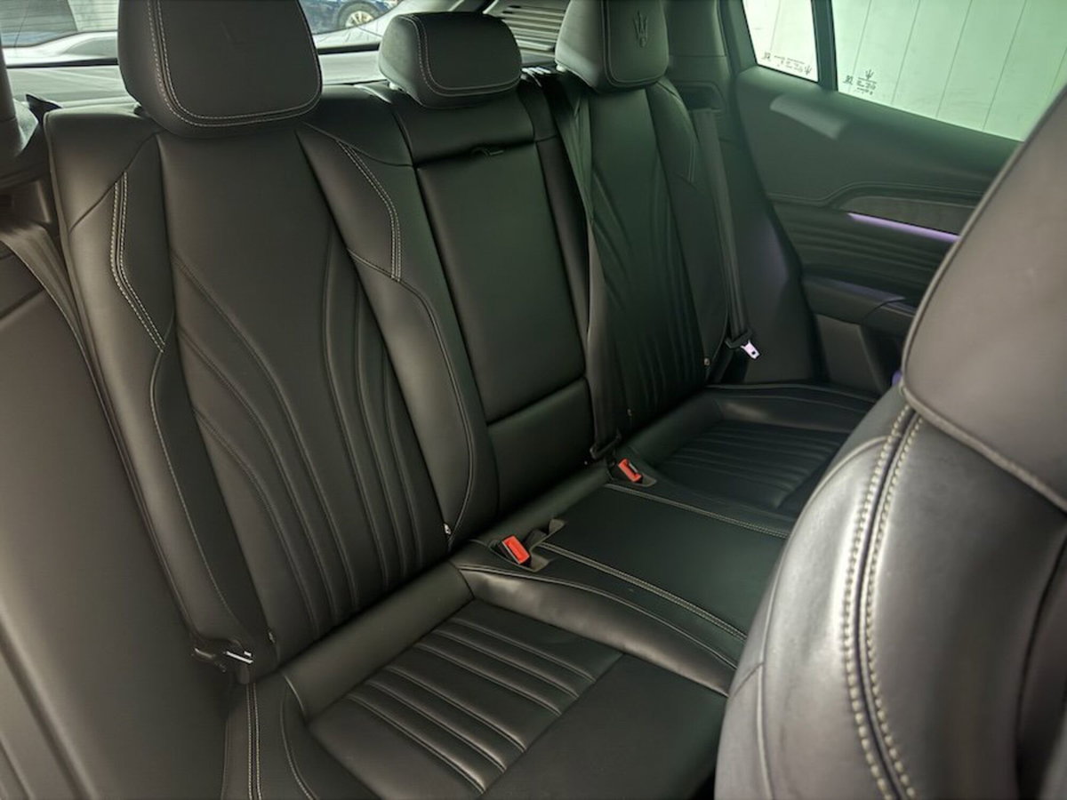 Maserati Grecale .0 mhev Modena 330cv auto (19)