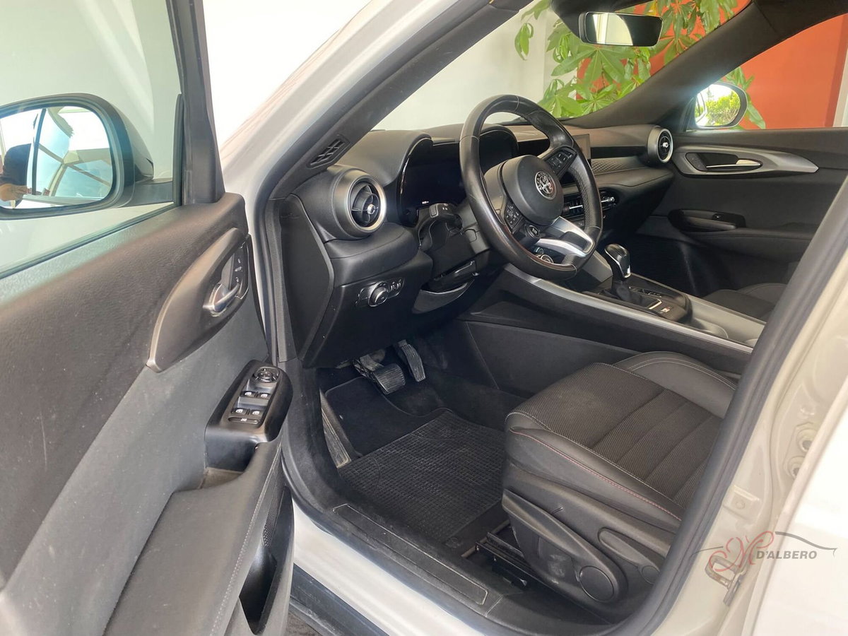 Alfa Romeo Tonale 1.6 Sprint 130cv tct6 (10)