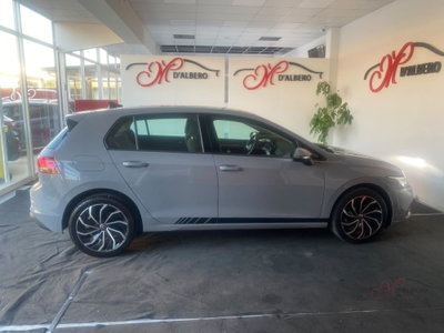 Volkswagen Golf 1.0 TSI EVO Life (5)