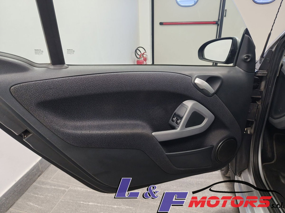 smart Fortwo 70 1.0 Youngster (13)