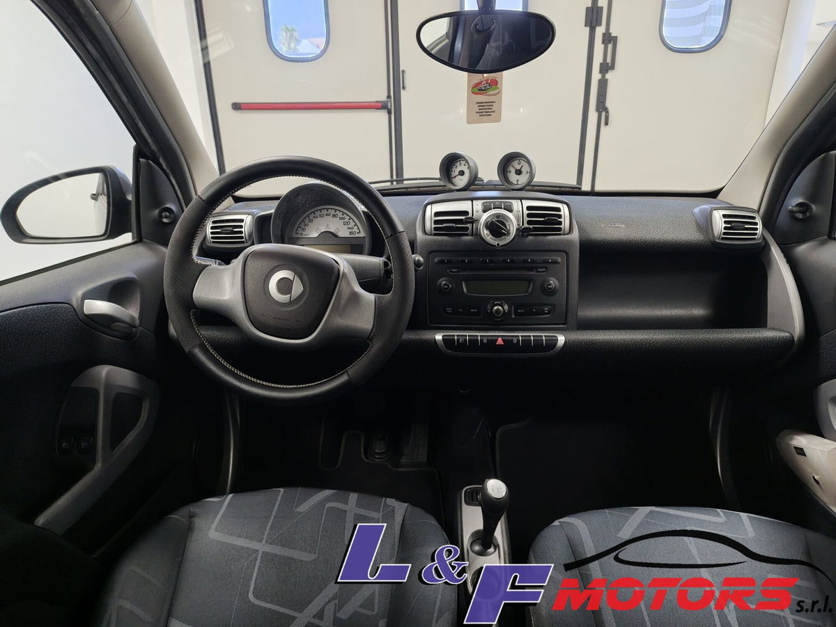 smart Fortwo 70 1.0 Youngster (9)