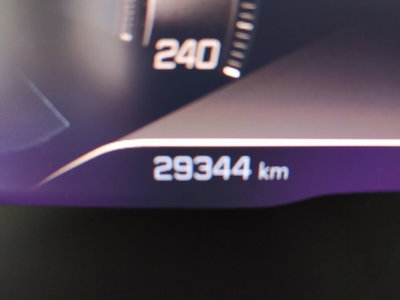 Peugeot 3008 BlueHDi 130 S&S EAT8 GT Pack (8)