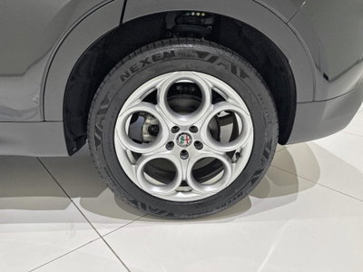 Alfa Romeo Tonale 1.5 hybrid Sprint 130cv tct7 (8)