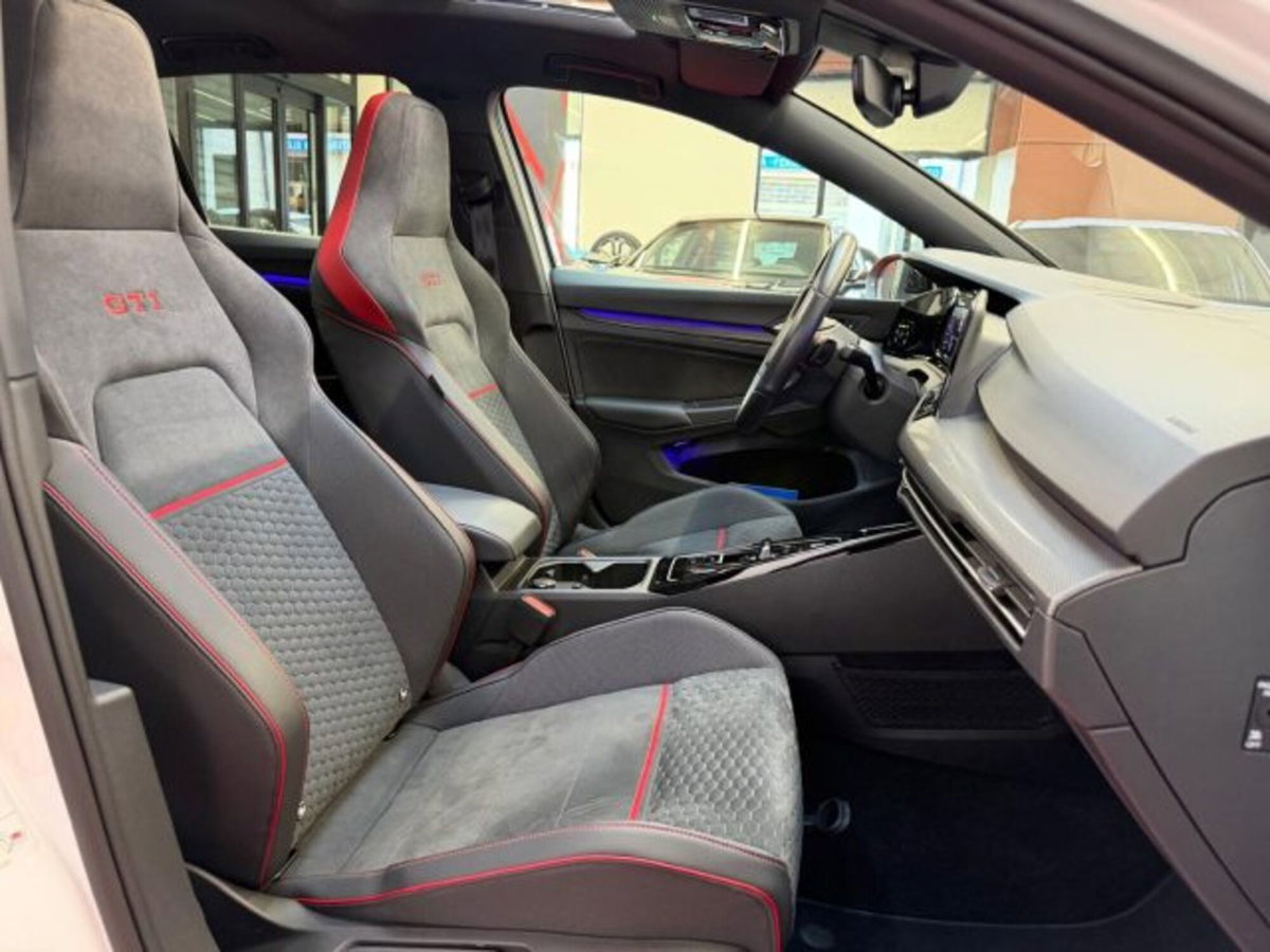 Volkswagen Golf 2.0 TSI GTI DSG Clubsport 45 (12)