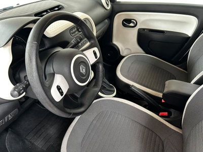 Renault Twingo 1.0 SCe Live (8)
