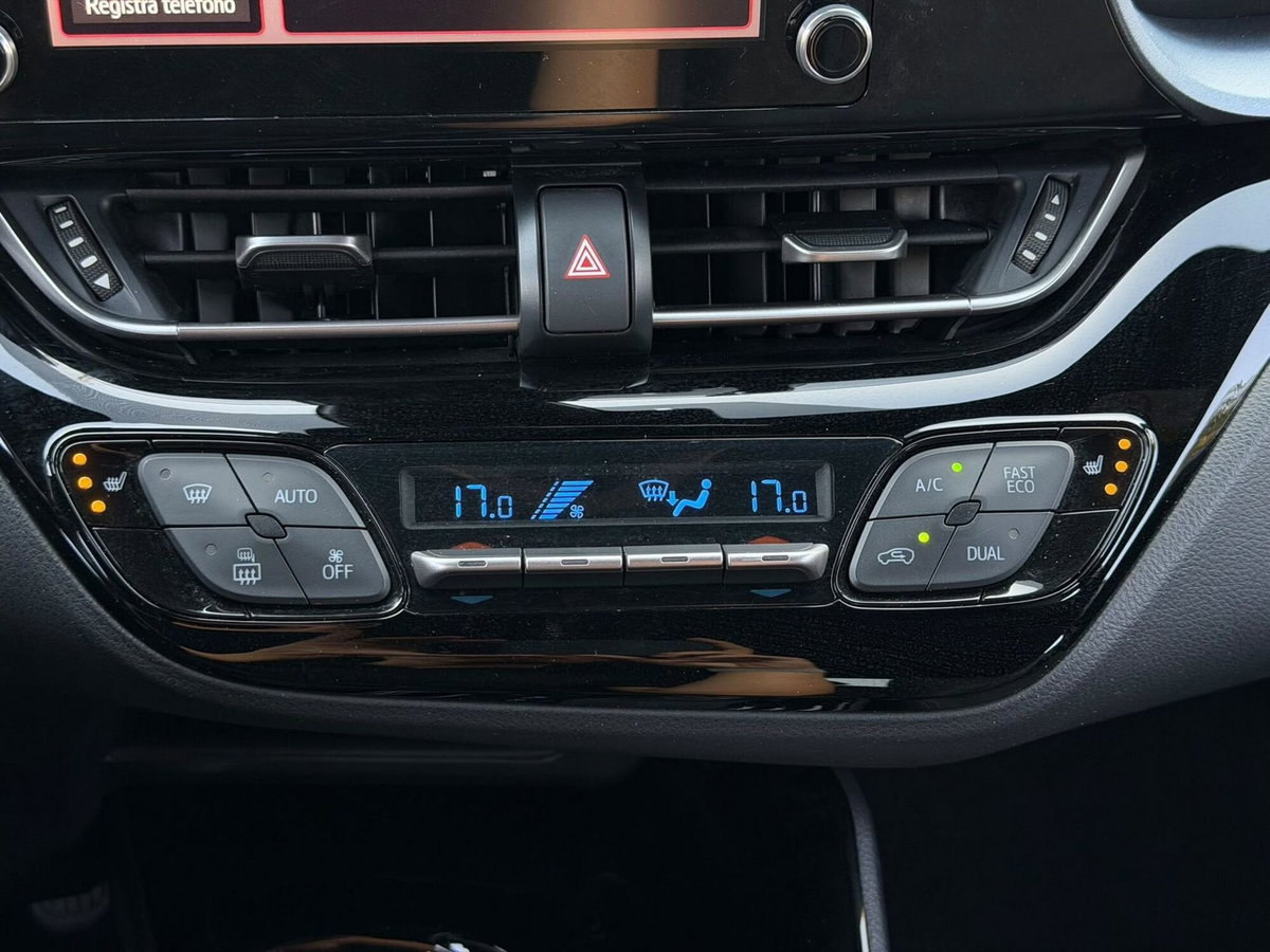Toyota Toyota C-HR 1.8 Hybrid E-CVT Lounge (12)