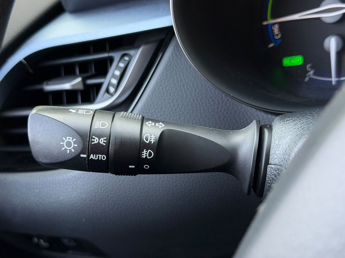 Toyota Toyota C-HR 1.8 Hybrid E-CVT Lounge (14)