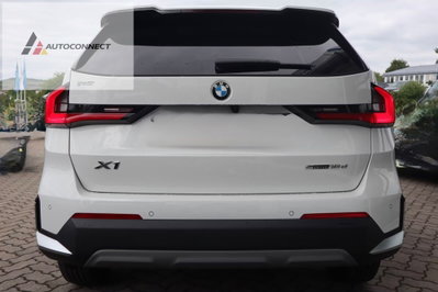 BMW X1 sDrive 18d Edition Essence (2)