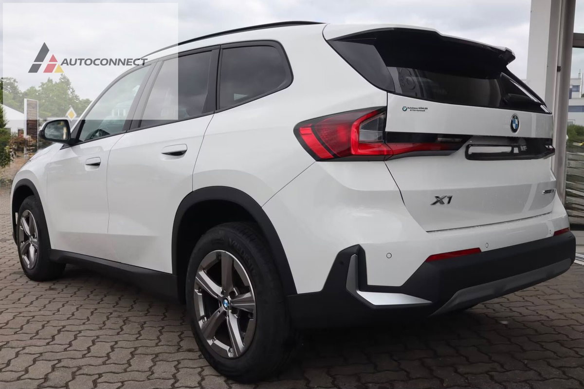 BMW X1 sDrive 18d Edition Essence (3)