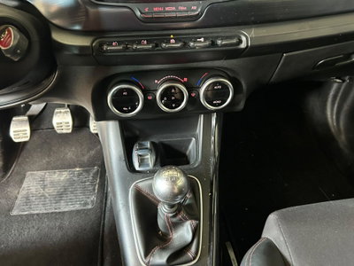 Alfa Romeo Giulietta 2.0 JTDm-2 Exclusive 170cv (11)