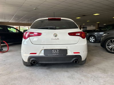 Alfa Romeo Giulietta 2.0 JTDm-2 Exclusive 170cv (4)