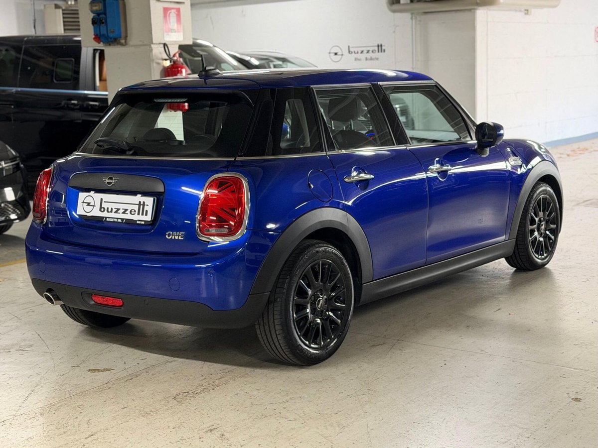 MINI Mini 1.5 One Hype 5 porte (4)