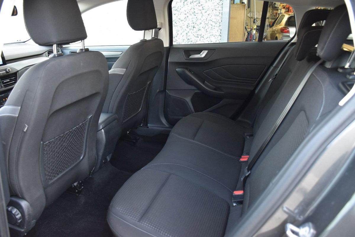 Ford Focus Station Wagon 1.5 EcoBlue 120 CV automatico SW Business (15)