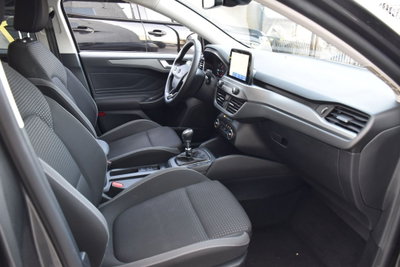 Ford Focus Station Wagon 1.5 EcoBlue 120 CV automatico SW Business (19)