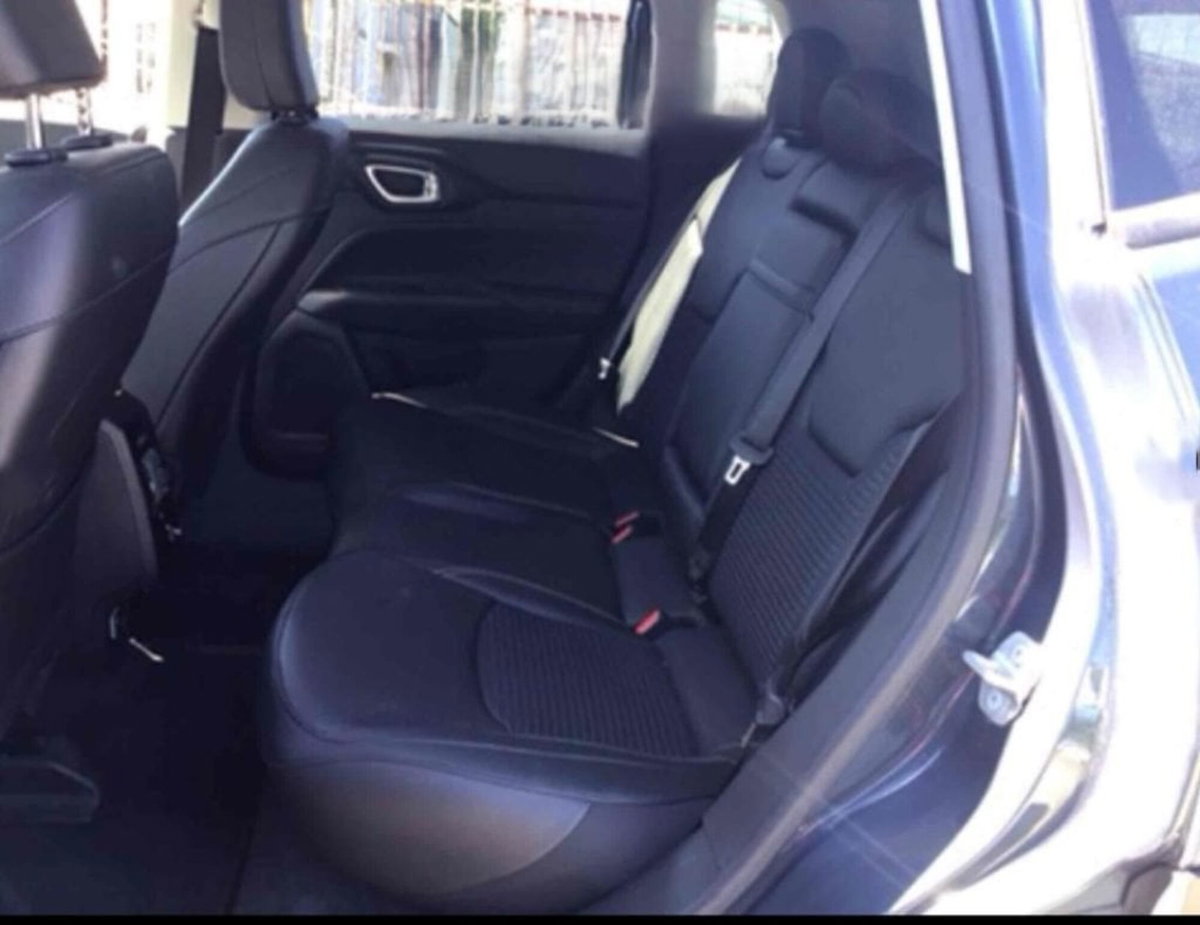 Jeep Compass 1.6 Multijet II 2WD Limited (3)