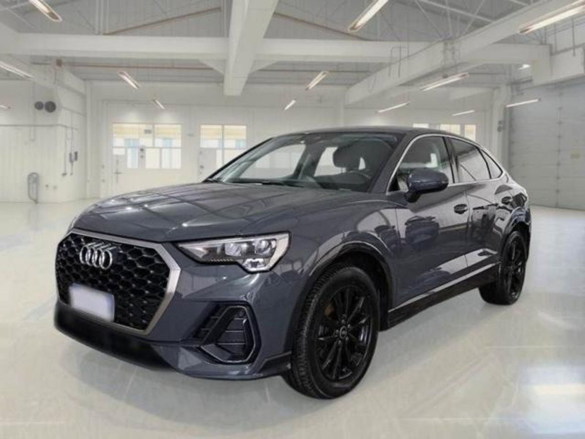 Audi Q3 Sportback Sportback 35 2.0 tdi s-tronic