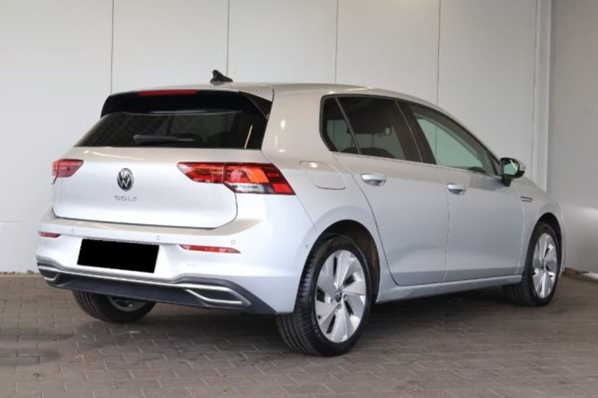 Volkswagen Golf 2.0 TDI 150 CV DSG SCR Style (5)