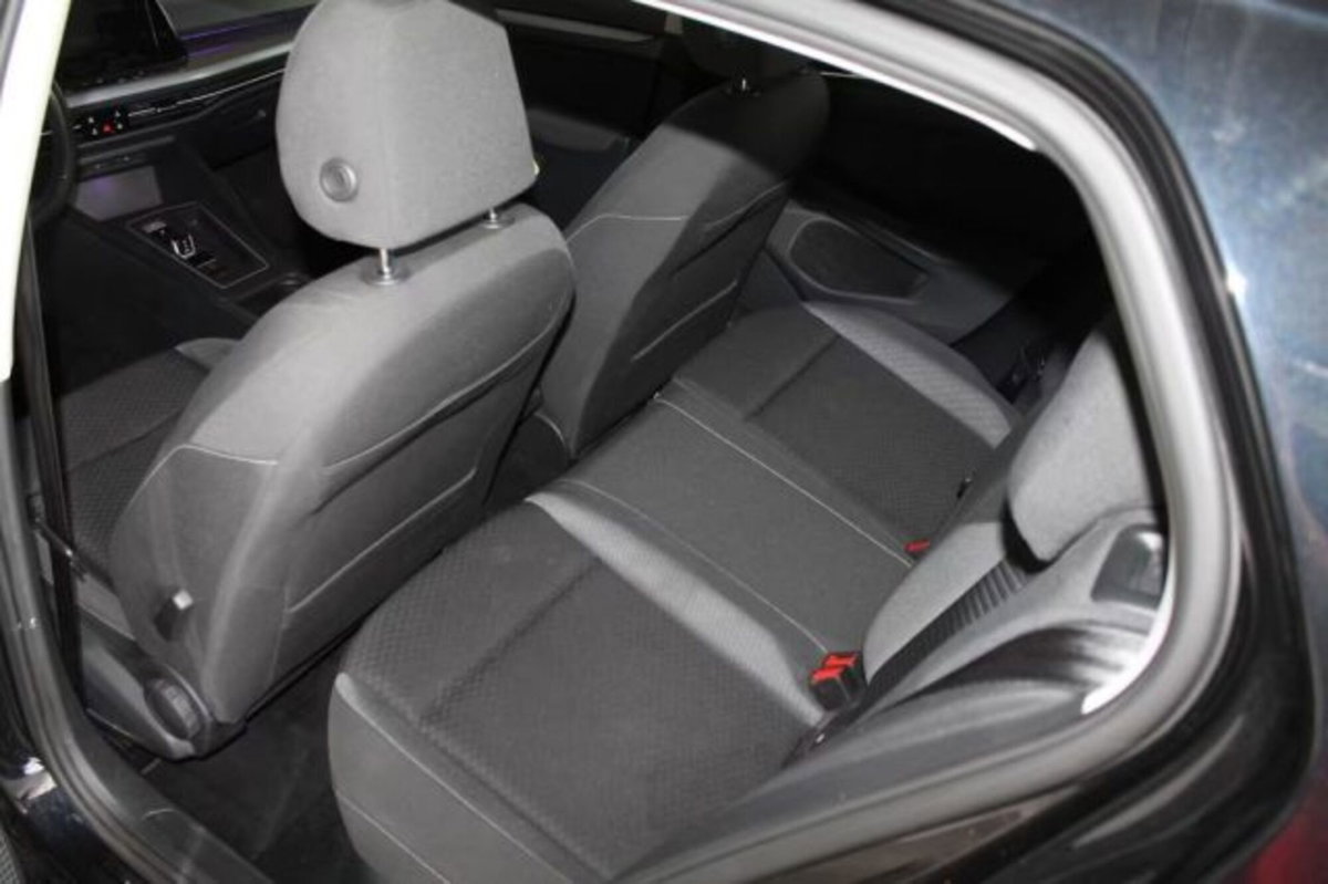 Volkswagen Golf Variant 2.0 TDI 150 CV DSG SCR 4Motion Style (15)