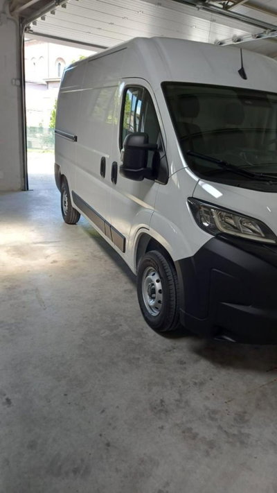Peugeot Boxer Furgone 335 2.2 BlueHDi 140 S&S PM-TM Furgone Vetrato (4)