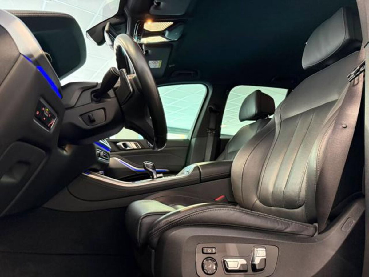 BMW X5 xDrive30d 48V Msport (2)