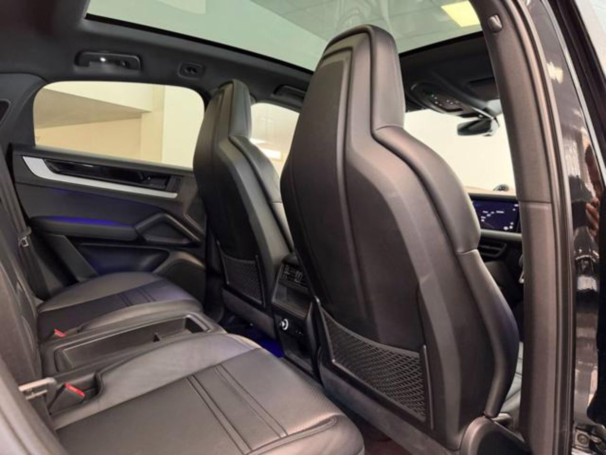 Porsche Cayenne Coupé 3.0 tiptronic (17)