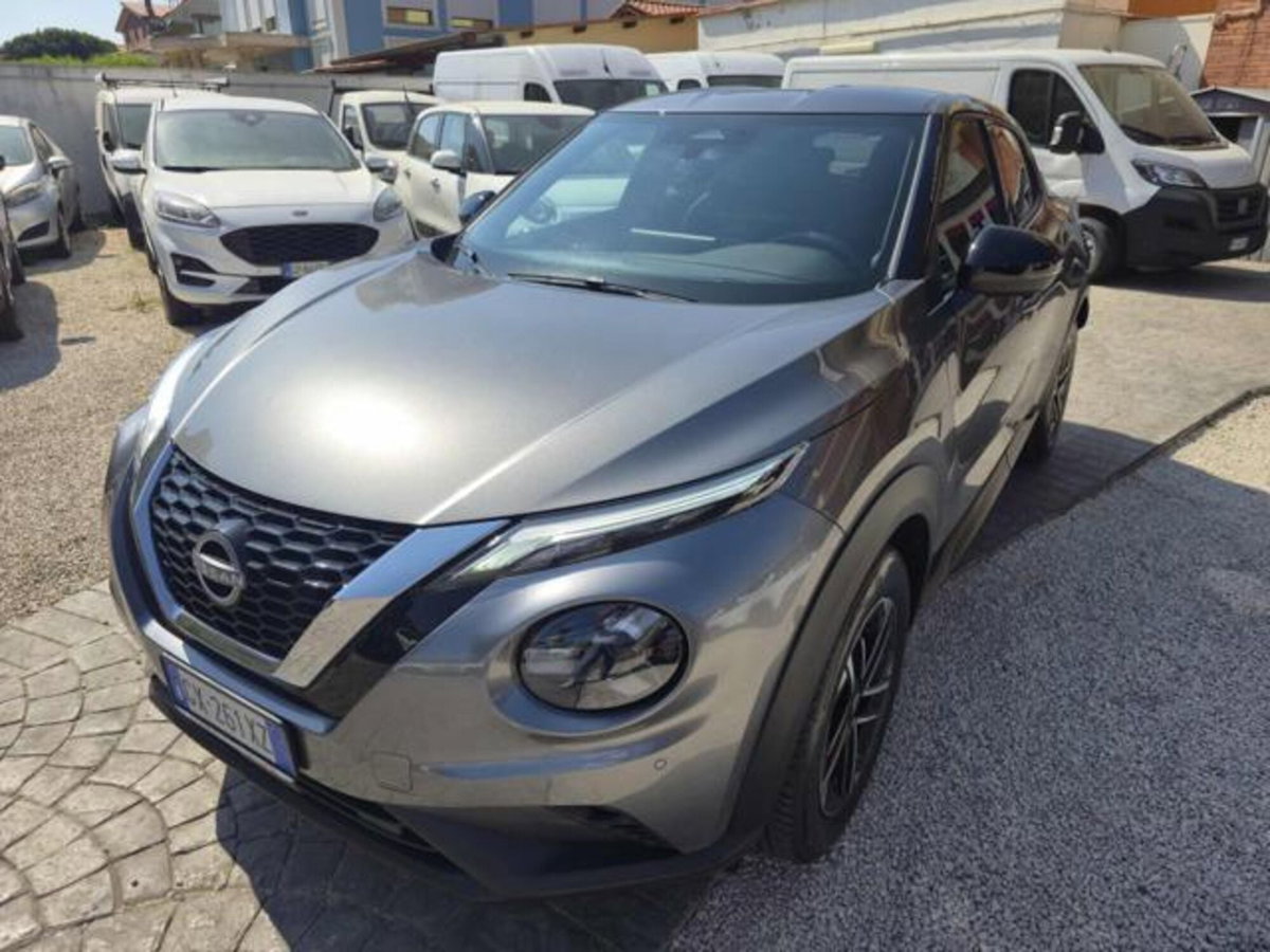 Nissan Juke 1.0 dig-t N-Connecta 114cv (2)