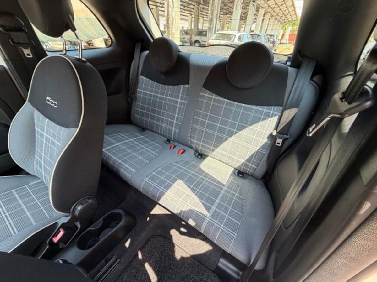 Fiat 500 1.0 Hybrid Lounge (11)