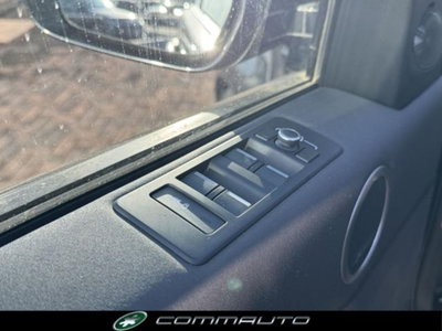 Land Rover Discovery 3.0 SDV6 306 CV Landmark Edition (10)