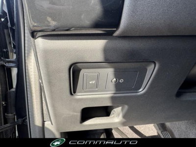 Land Rover Discovery 3.0 SDV6 306 CV Landmark Edition (16)