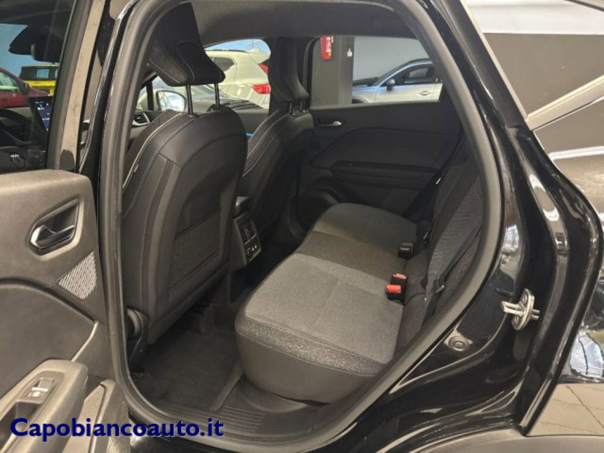 Renault Captur TCe 90 CV Techno (14)