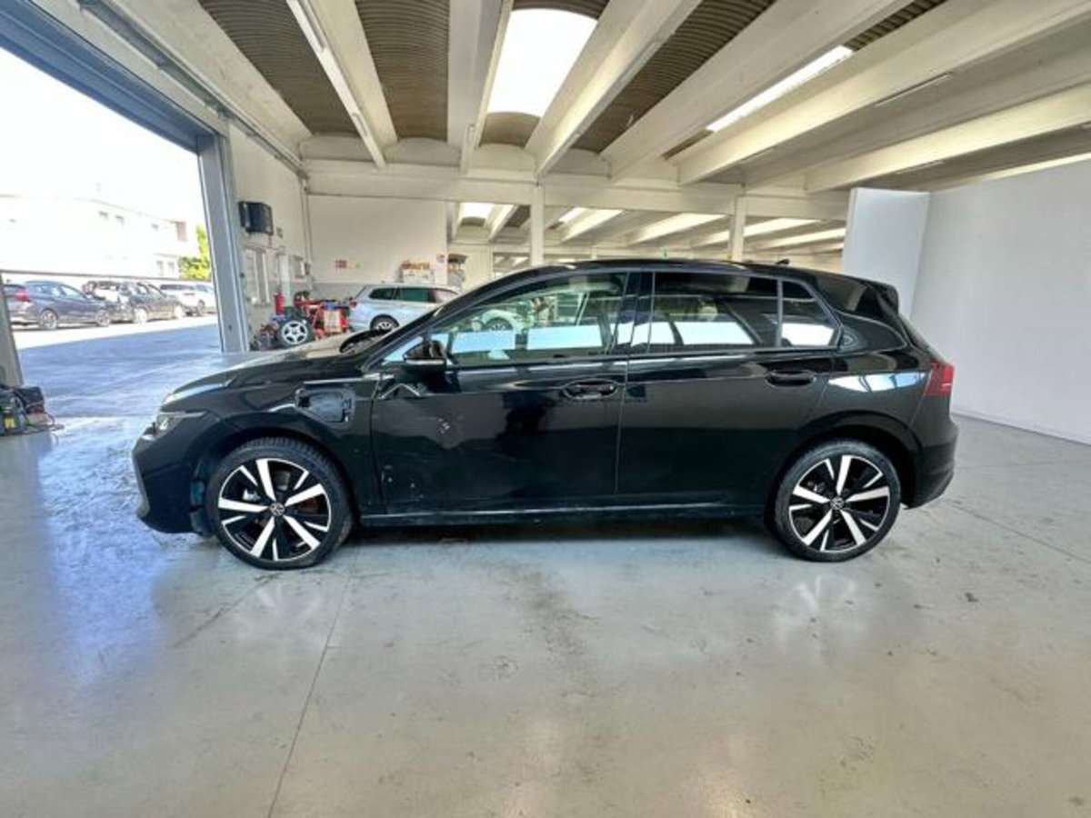 Volkswagen Golf 1.5 tsi ehybrid Edition 204cv dsg (4)