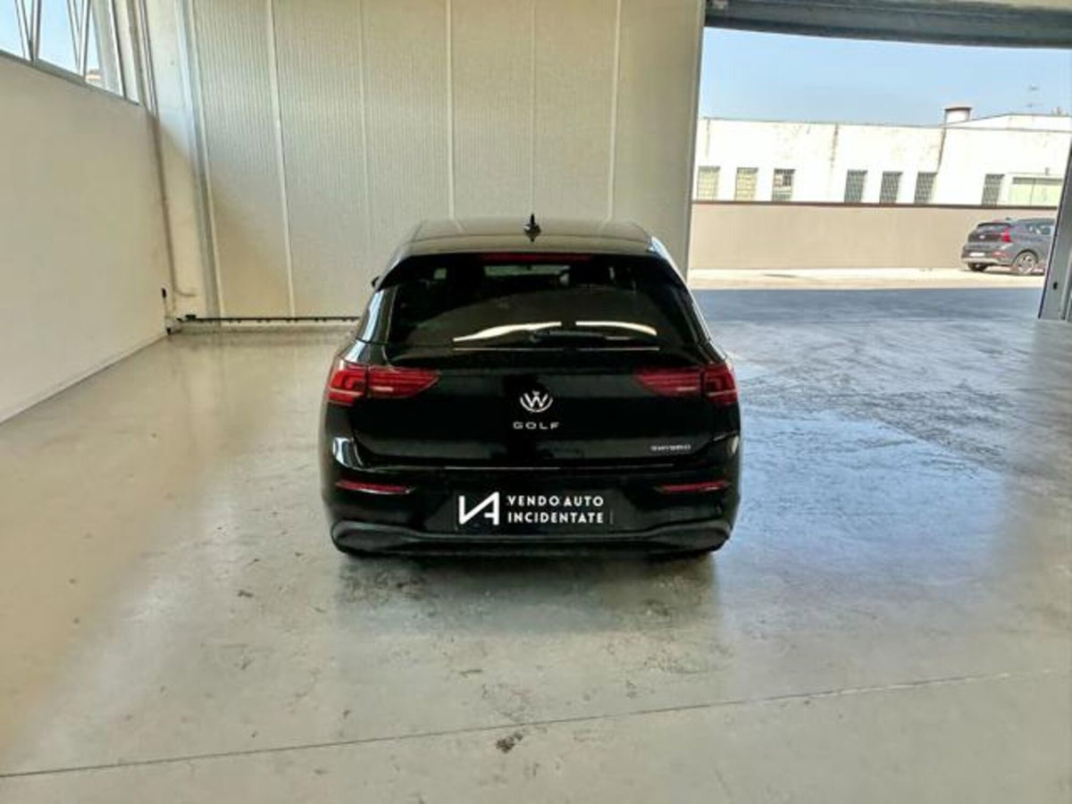 Volkswagen Golf 1.5 tsi ehybrid Edition 204cv dsg (6)