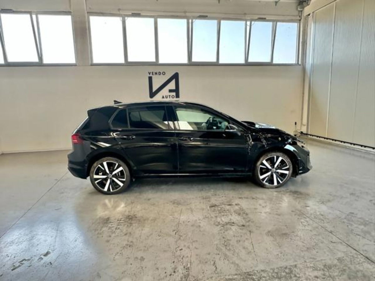 Volkswagen Golf 1.5 tsi ehybrid Edition 204cv dsg (8)