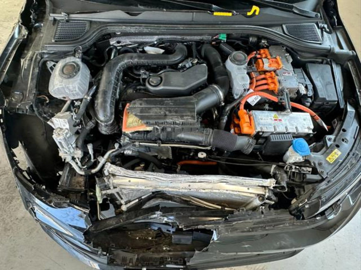 Volkswagen Golf 1.5 tsi ehybrid Edition 204cv dsg (9)