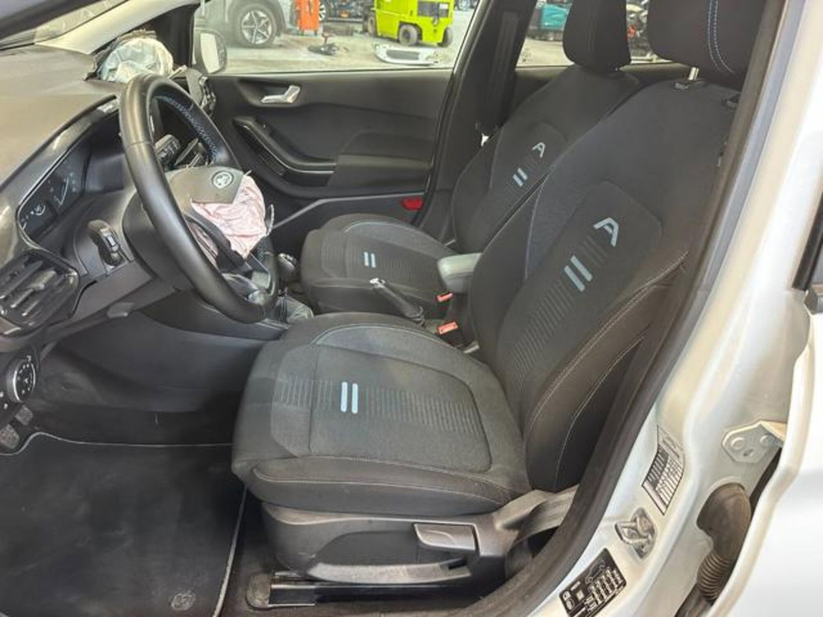 Ford Fiesta 1.0 Ecoboost Hybrid 125 CV DCT 5 porte Active (10)