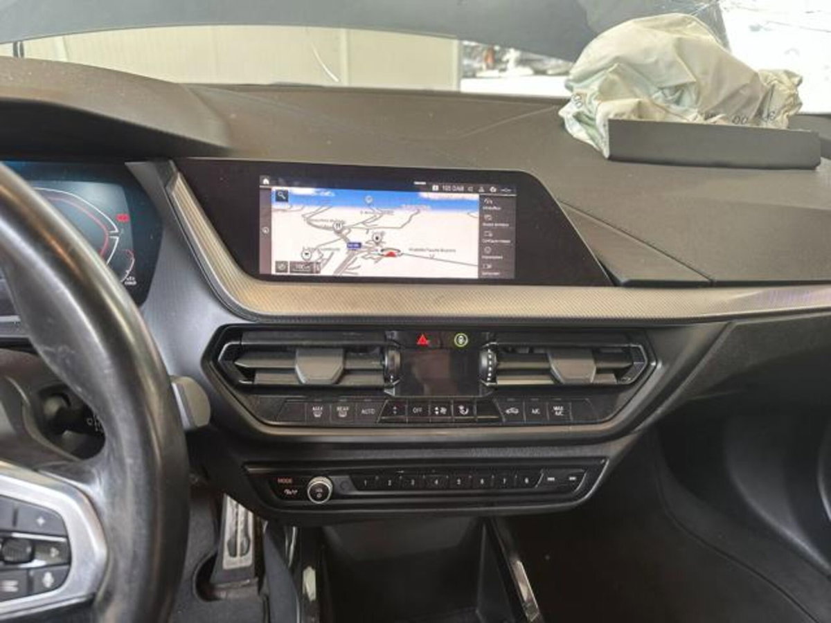 BMW Serie 1 116 MSport auto (15)