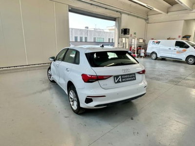 Audi A3 Sportback 30 TDI S tronic Business (5)