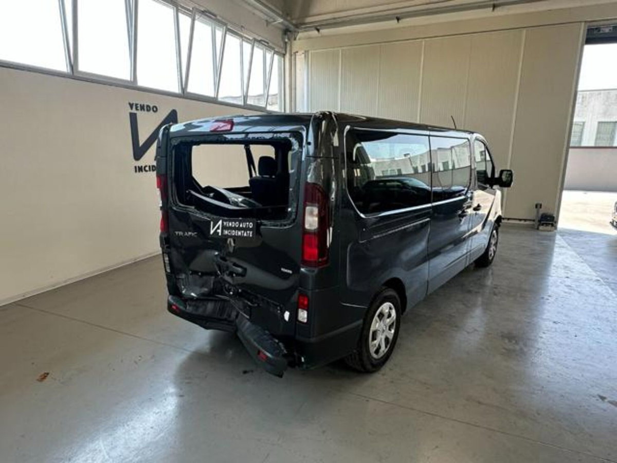 Renault Trafic Furgone BluedCi 110CV PL-TN Zen (7)