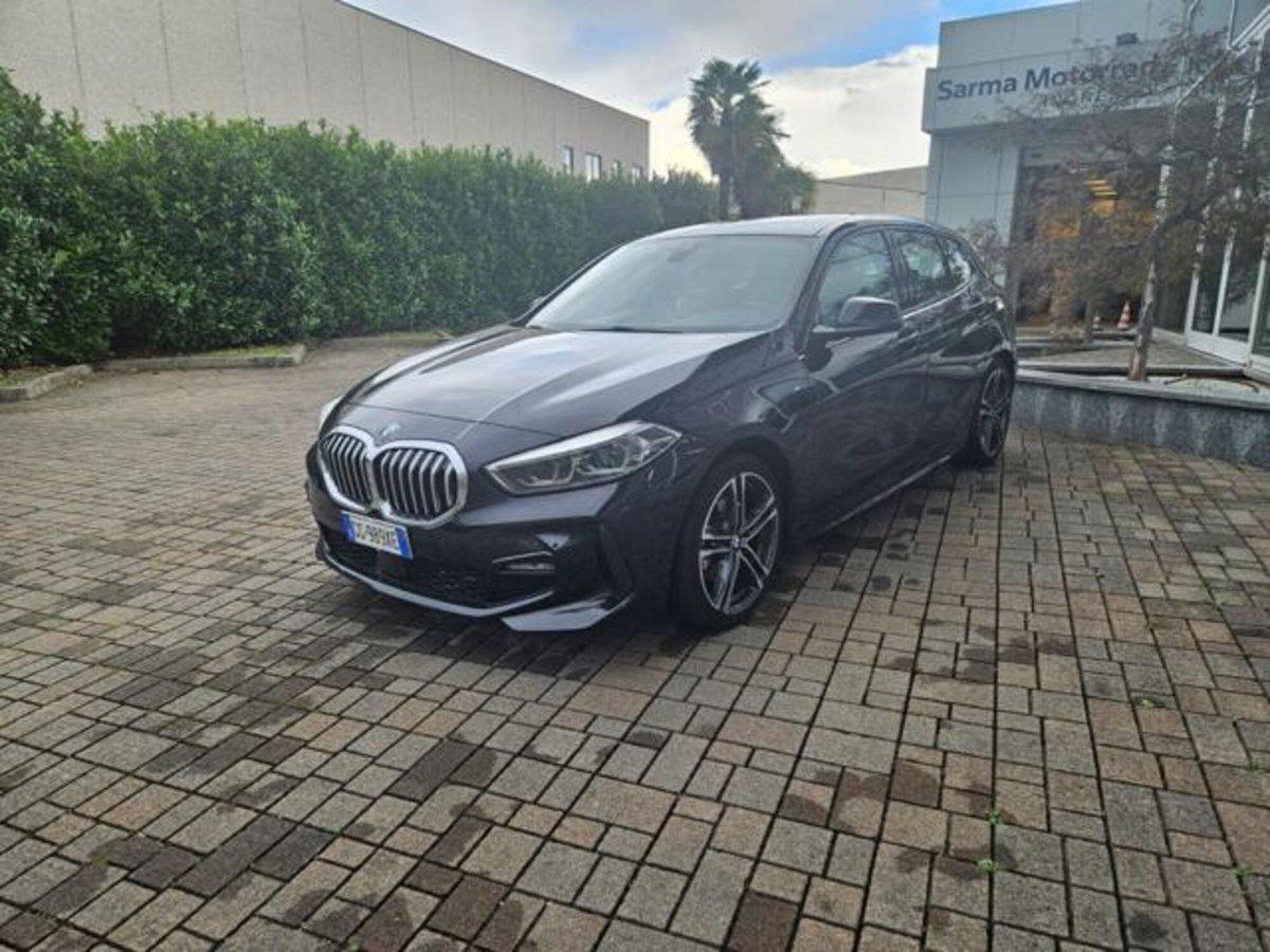 BMW Serie 1 116d 2.0 116CV cat 5 porte Attiva DPF