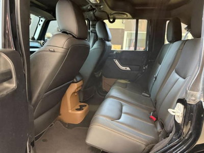 Jeep Wrangler Unlimited 3.6 V6 Sahara Auto (10)